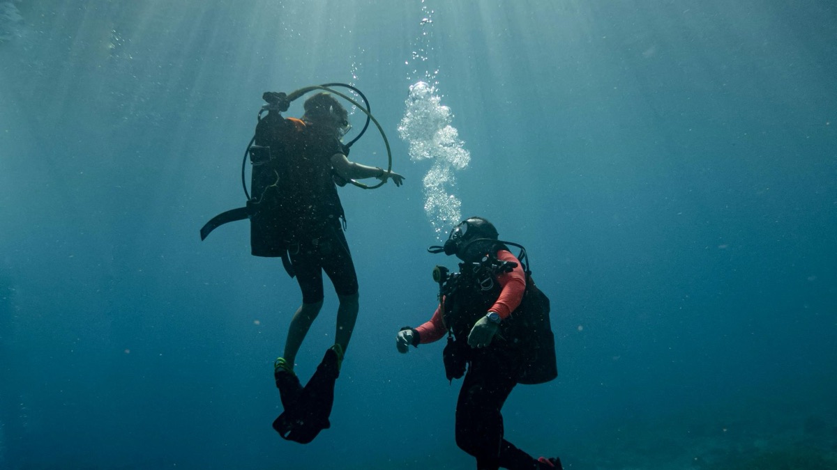 5 Safety Tips You Need To Know Before Scuba Diving